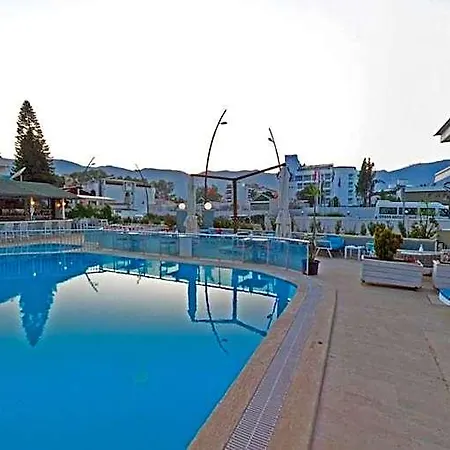 فندق Portofino تورونشْ
