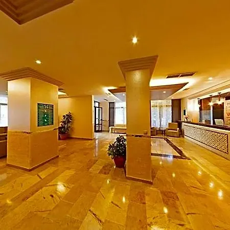 Portofino 3* تورونشْ